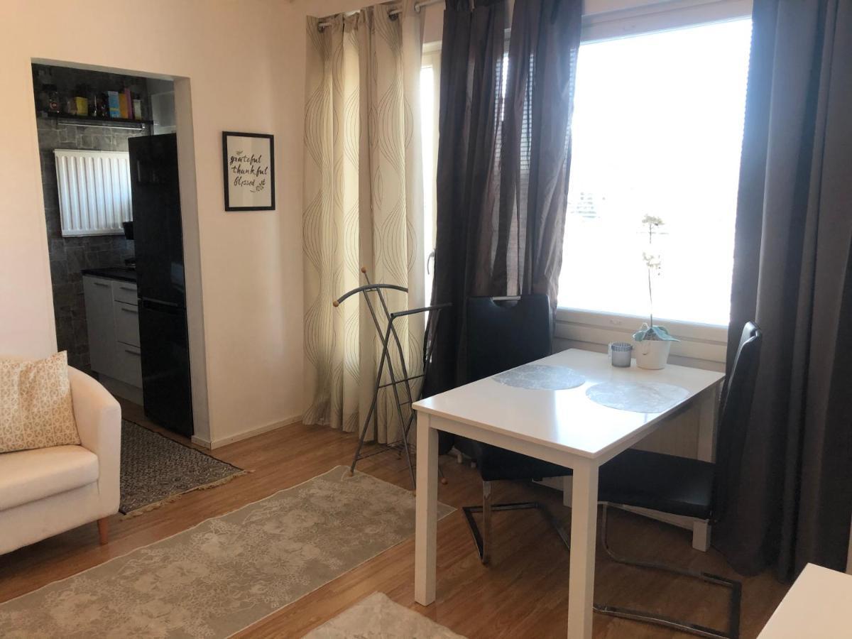 Yksio Kilometri Jokirannasta Forilta Daire Turku Dış mekan fotoğraf