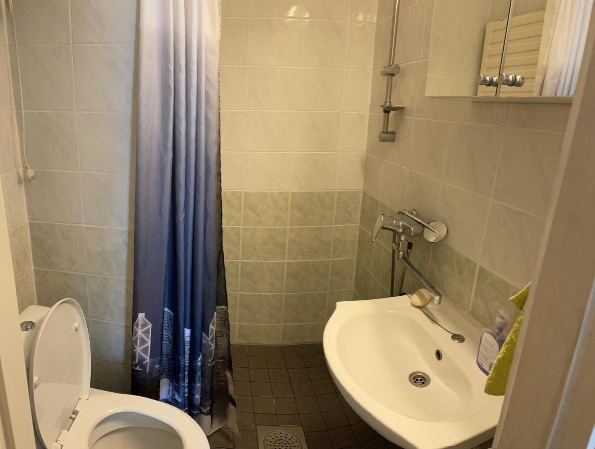 Yksio Kilometri Jokirannasta Forilta Daire Turku Dış mekan fotoğraf